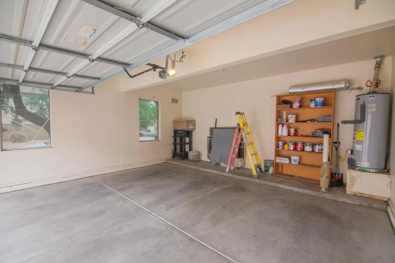 Stylish Home Phoenix - Low Rates Now! 0*,